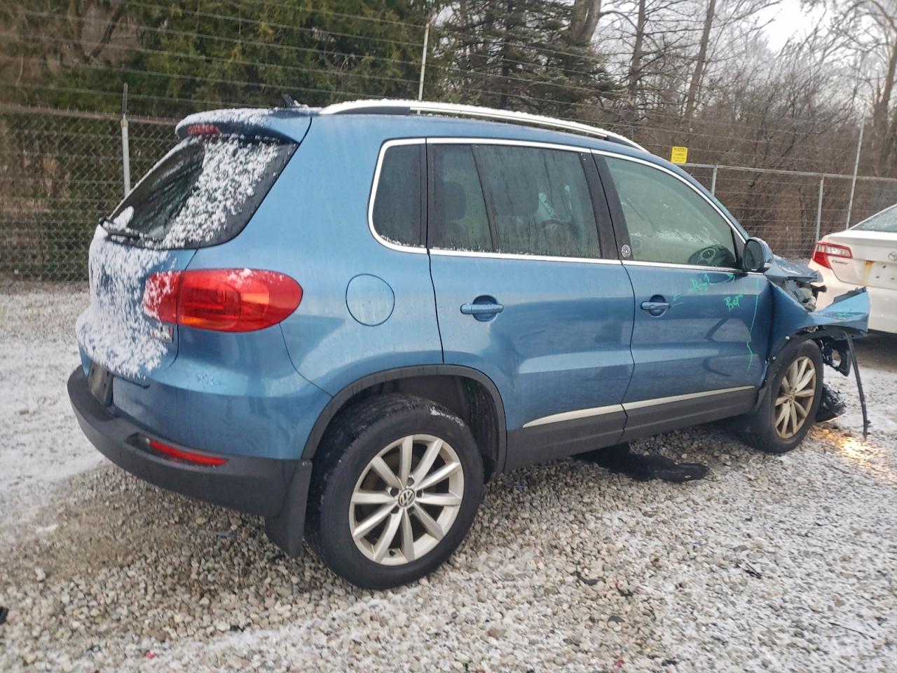 2017 VOLKSWAGEN TIGUAN WOLFSBURG photo 5