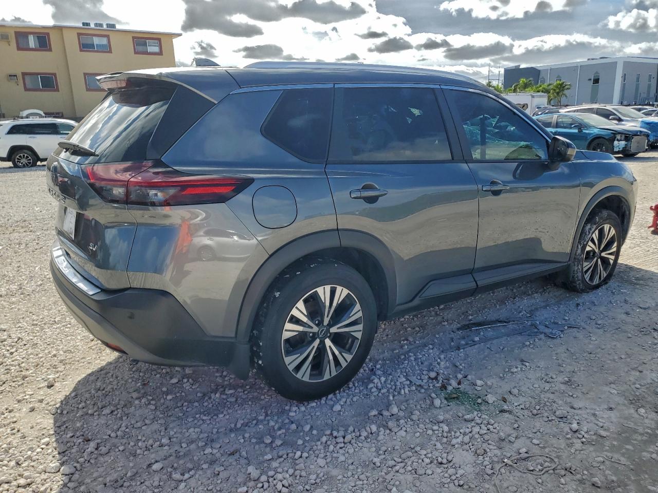 2023 NISSAN ROGUE SV photo 5