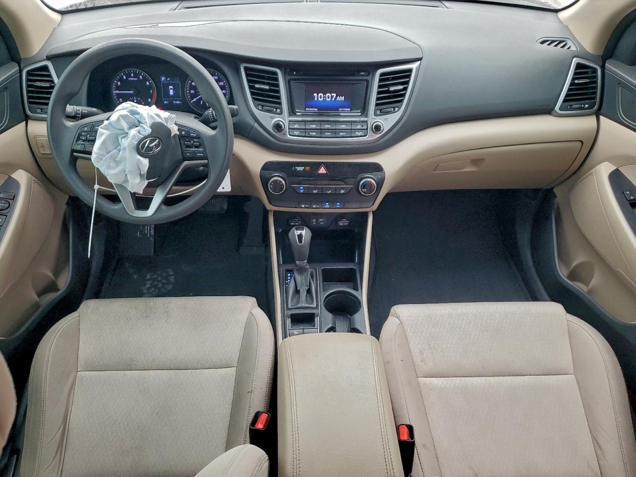 2017 HYUNDAI TUCSON SE photo 15