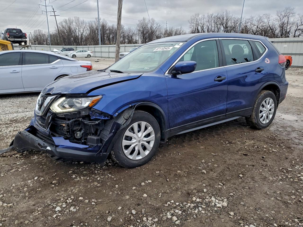 2017 NISSAN ROGUE