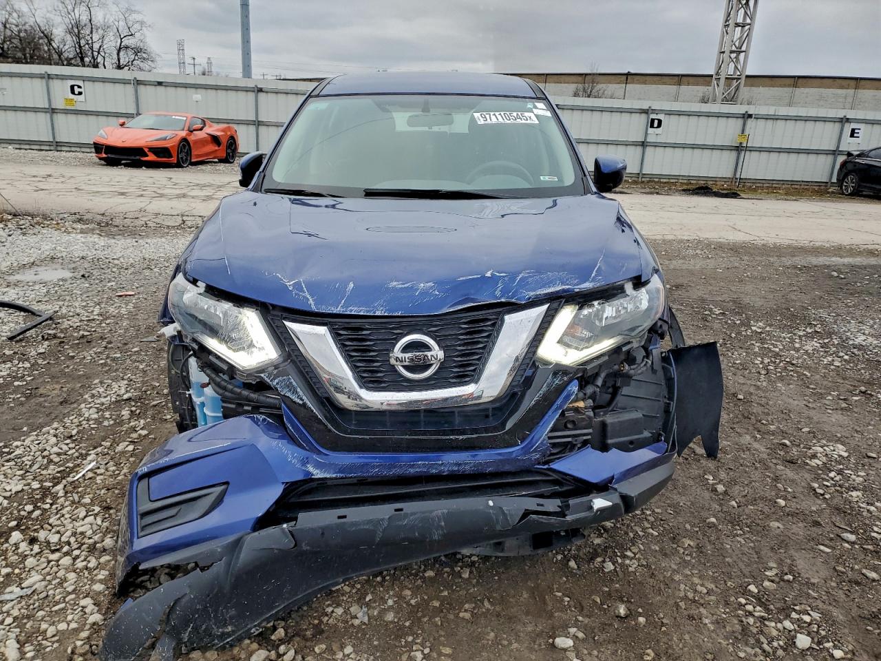 2017 NISSAN ROGUE SV photo 9