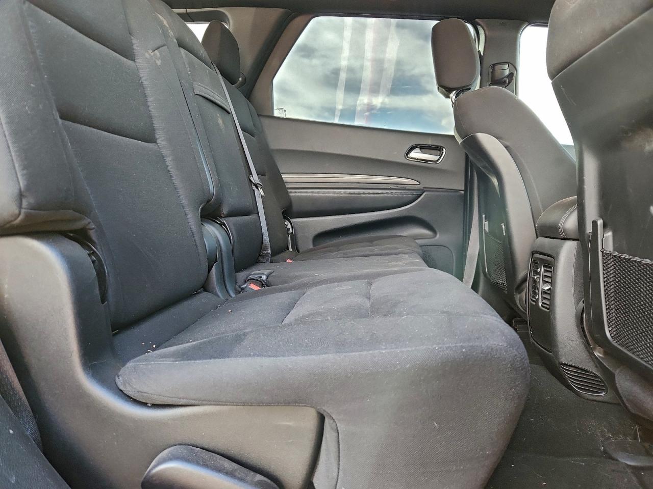 2023 DODGE DURANGO SXT photo 28