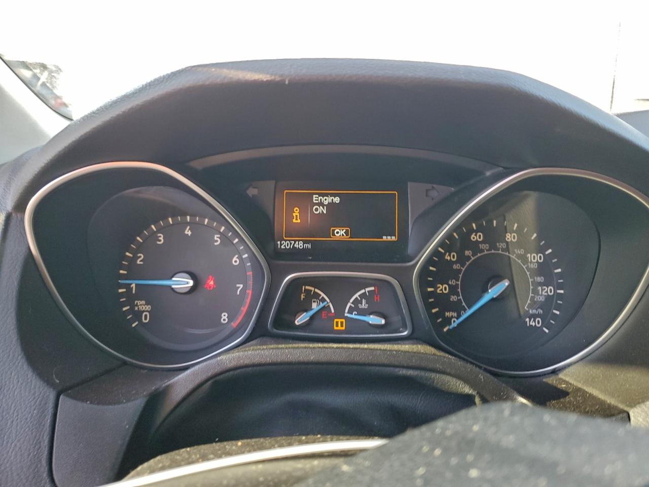 2015 FORD FOCUS SE photo 9