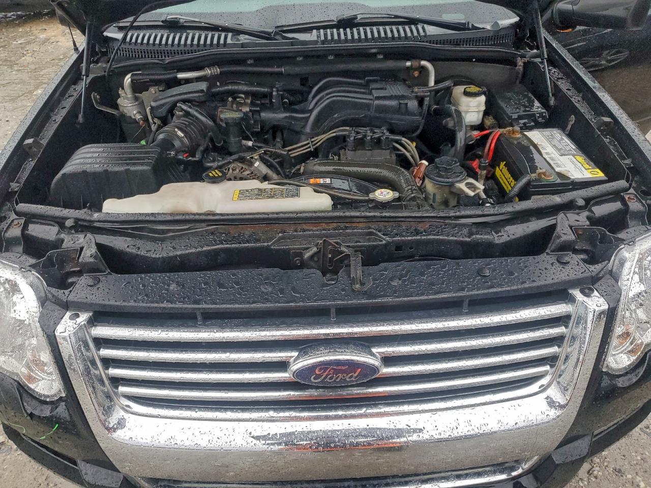 2010 FORD EXPLORER XLT photo 23