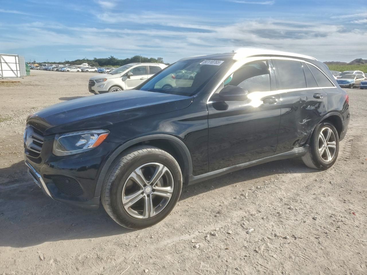 2017 MERCEDES-BENZ GLC