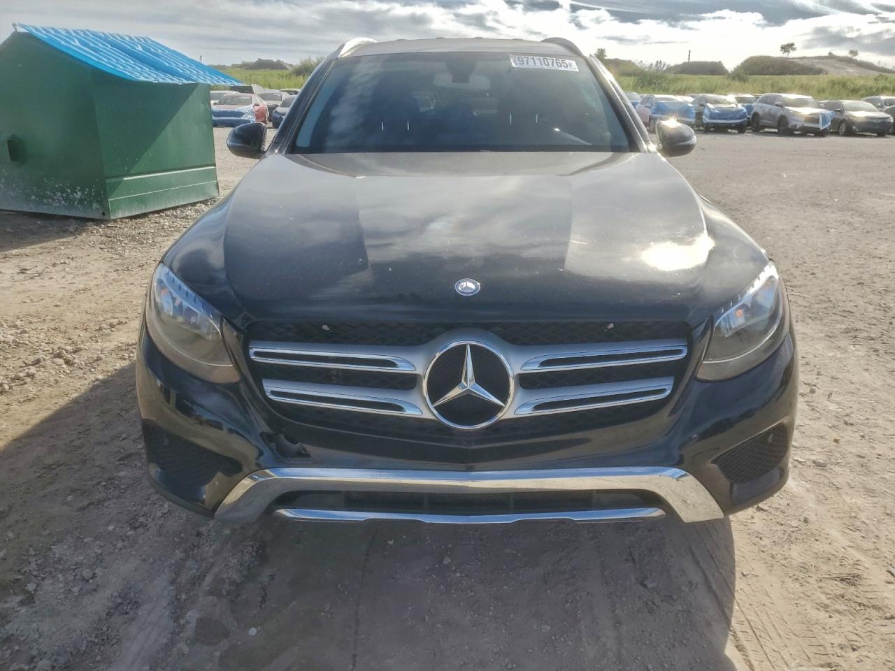 2017 MERCEDES-BENZ GLC 300 photo 13