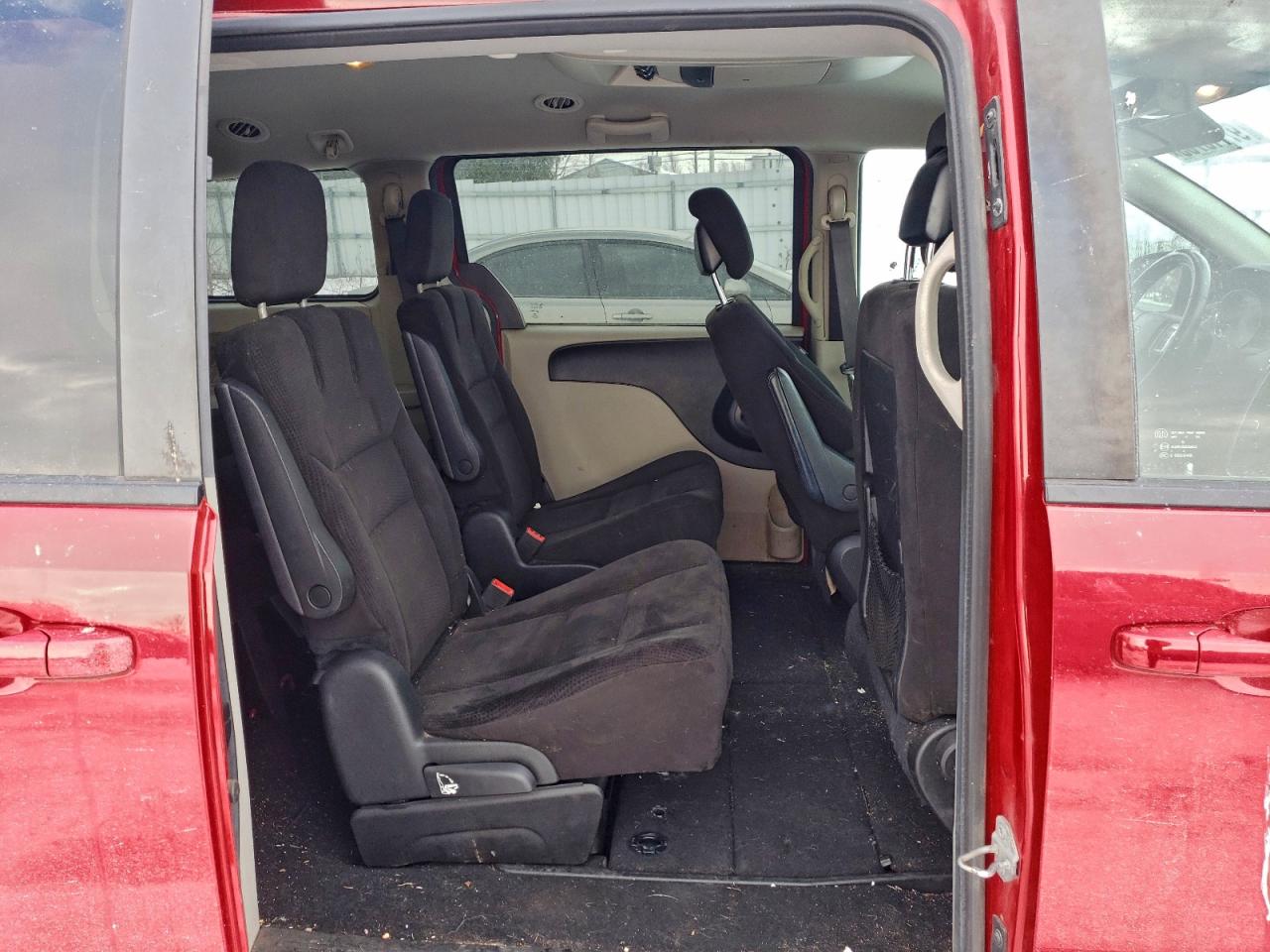 2015 DODGE GRAND CARAVAN SE photo 11