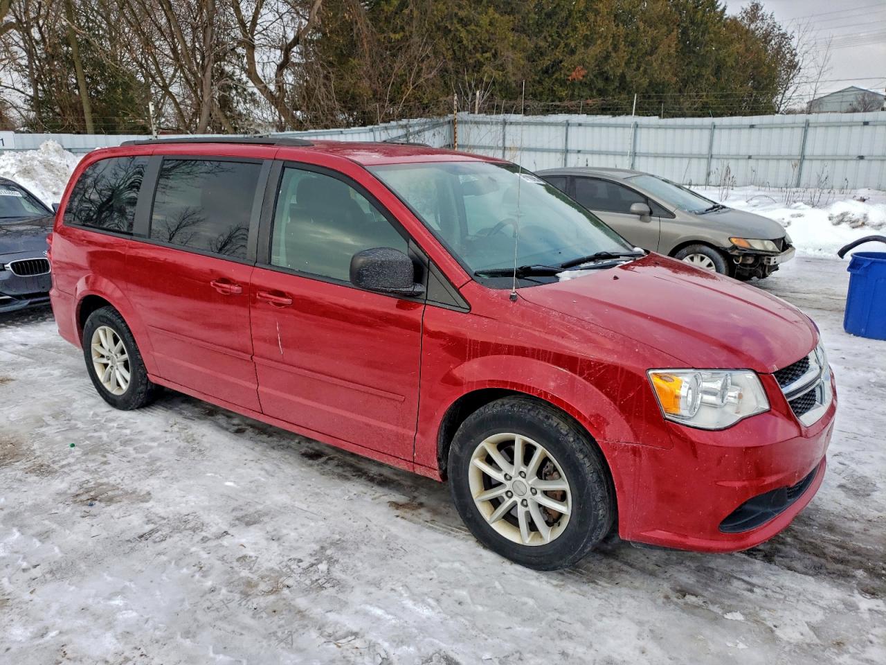 2015 DODGE GRAND CARAVAN SE photo 4