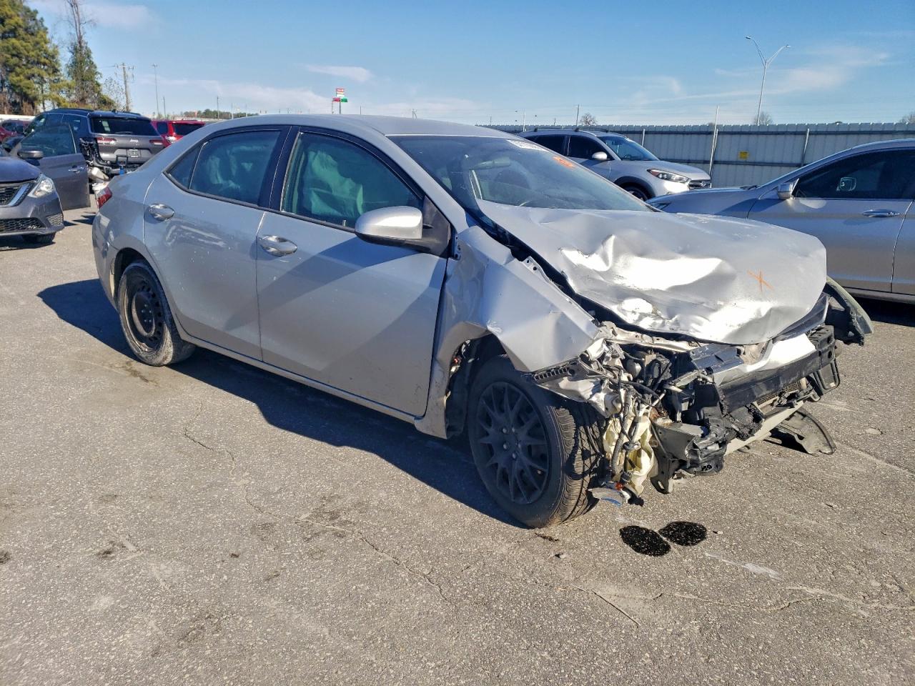 2015 TOYOTA COROLLA L photo 7