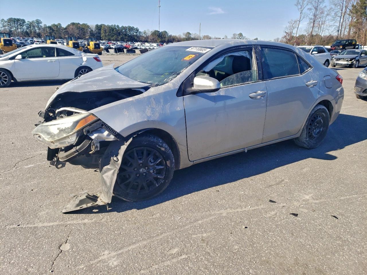 2015 TOYOTA COROLLA