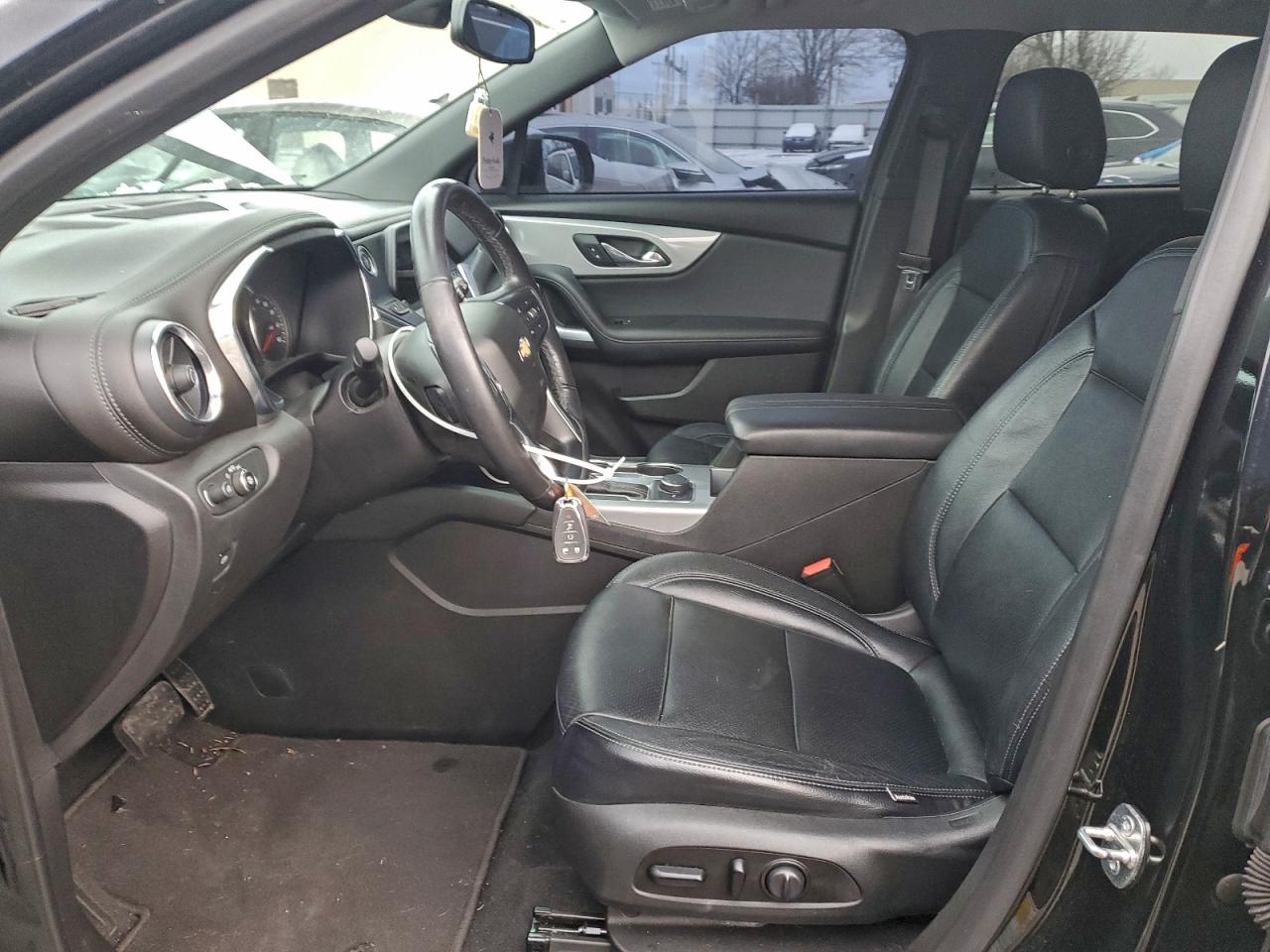 2020 CHEVROLET BLAZER 2LT photo 13