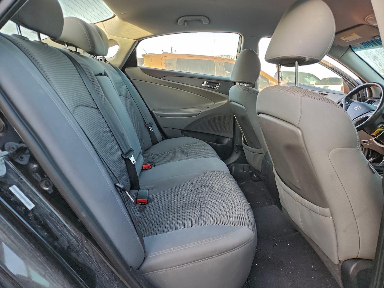 2011 HYUNDAI SONATA GLS photo 10
