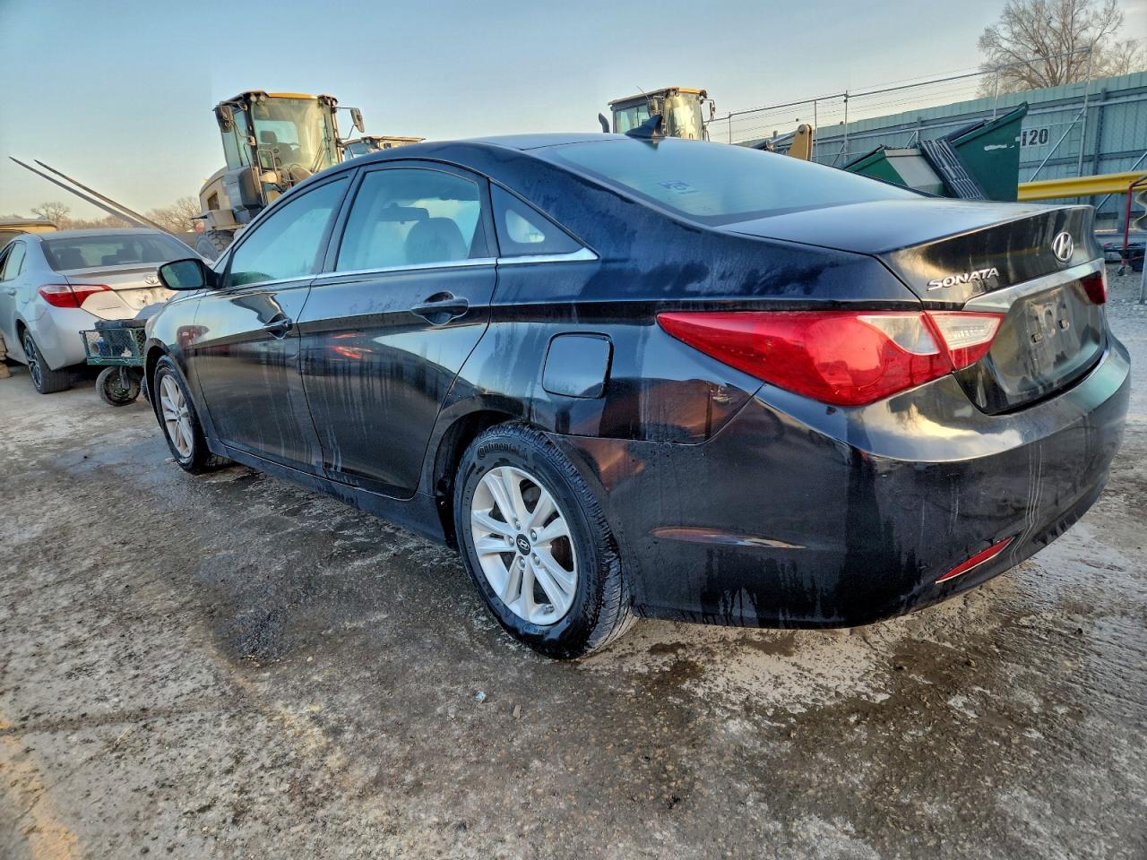 2011 HYUNDAI SONATA GLS photo 2