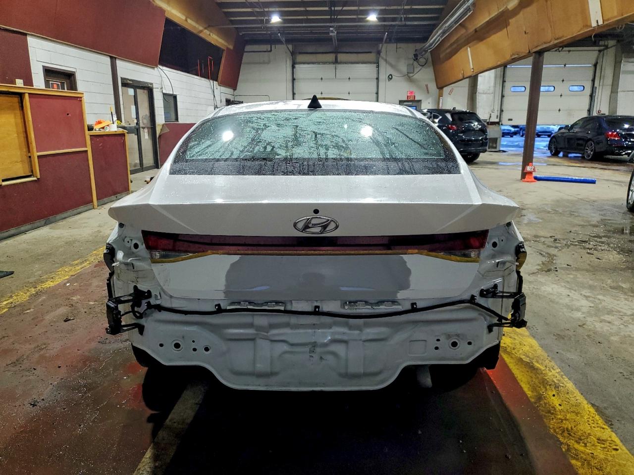 2023 HYUNDAI ELANTRA SEL photo 6