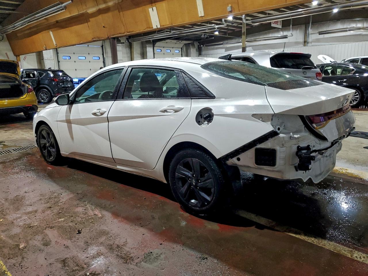 2023 HYUNDAI ELANTRA SEL photo 2