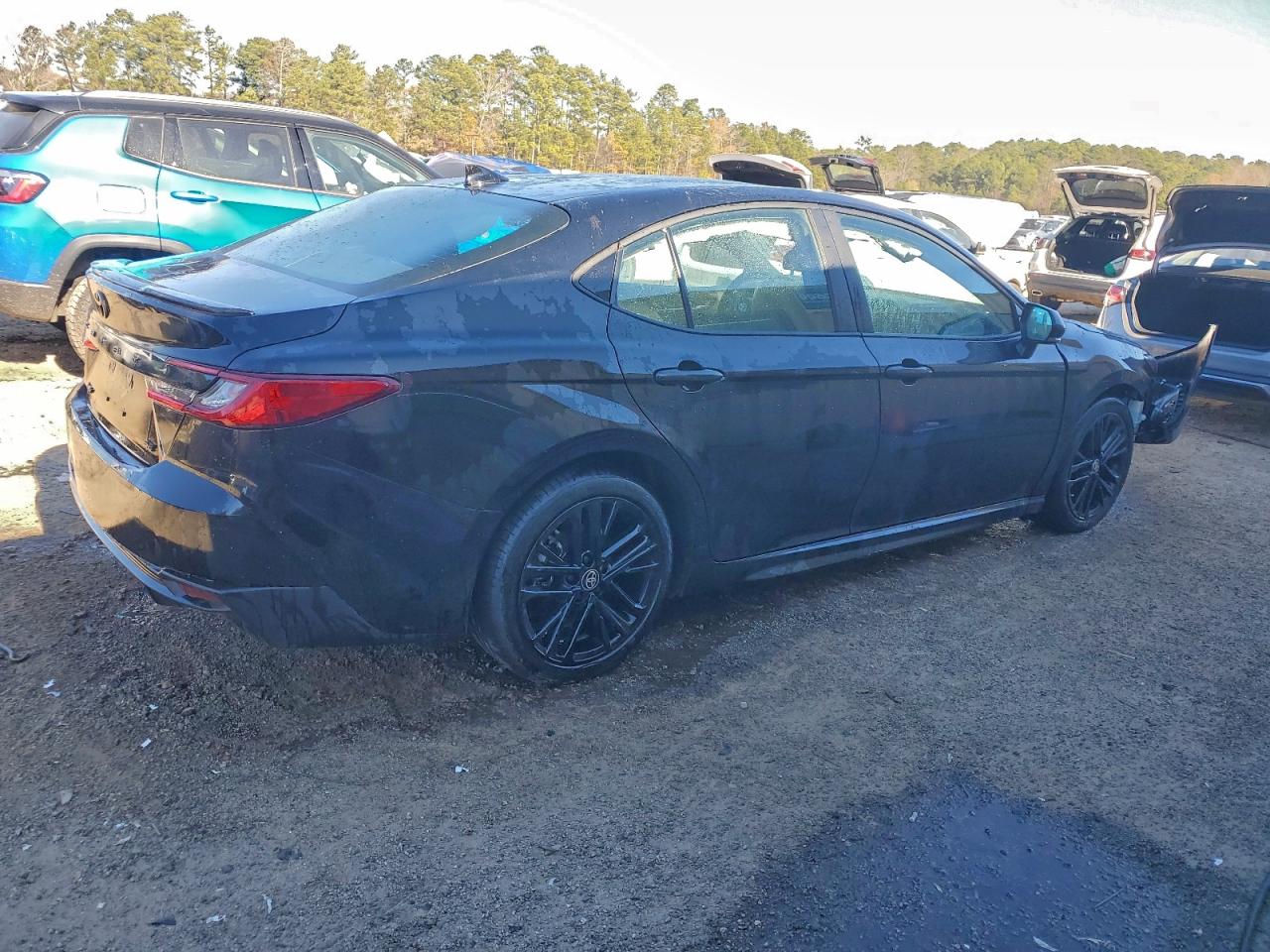 2025 TOYOTA CAMRY XSE photo 3