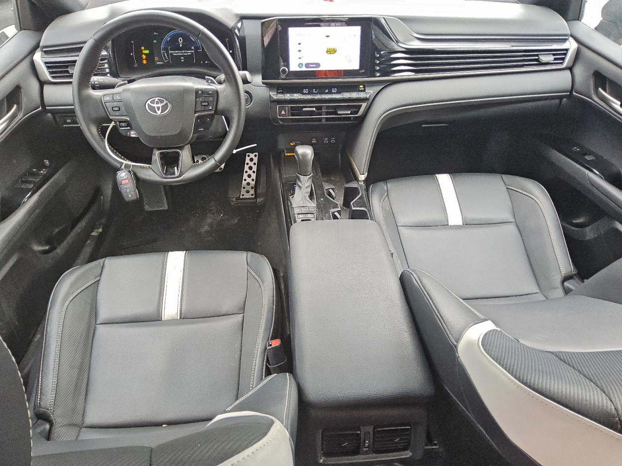 2025 TOYOTA CAMRY XSE photo 8