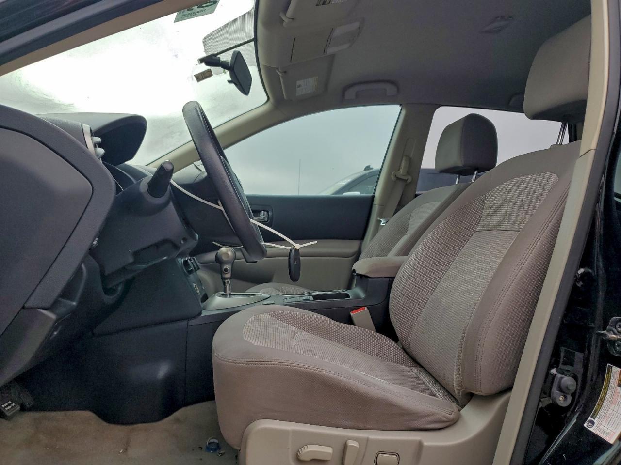 2013 NISSAN ROGUE S photo 19