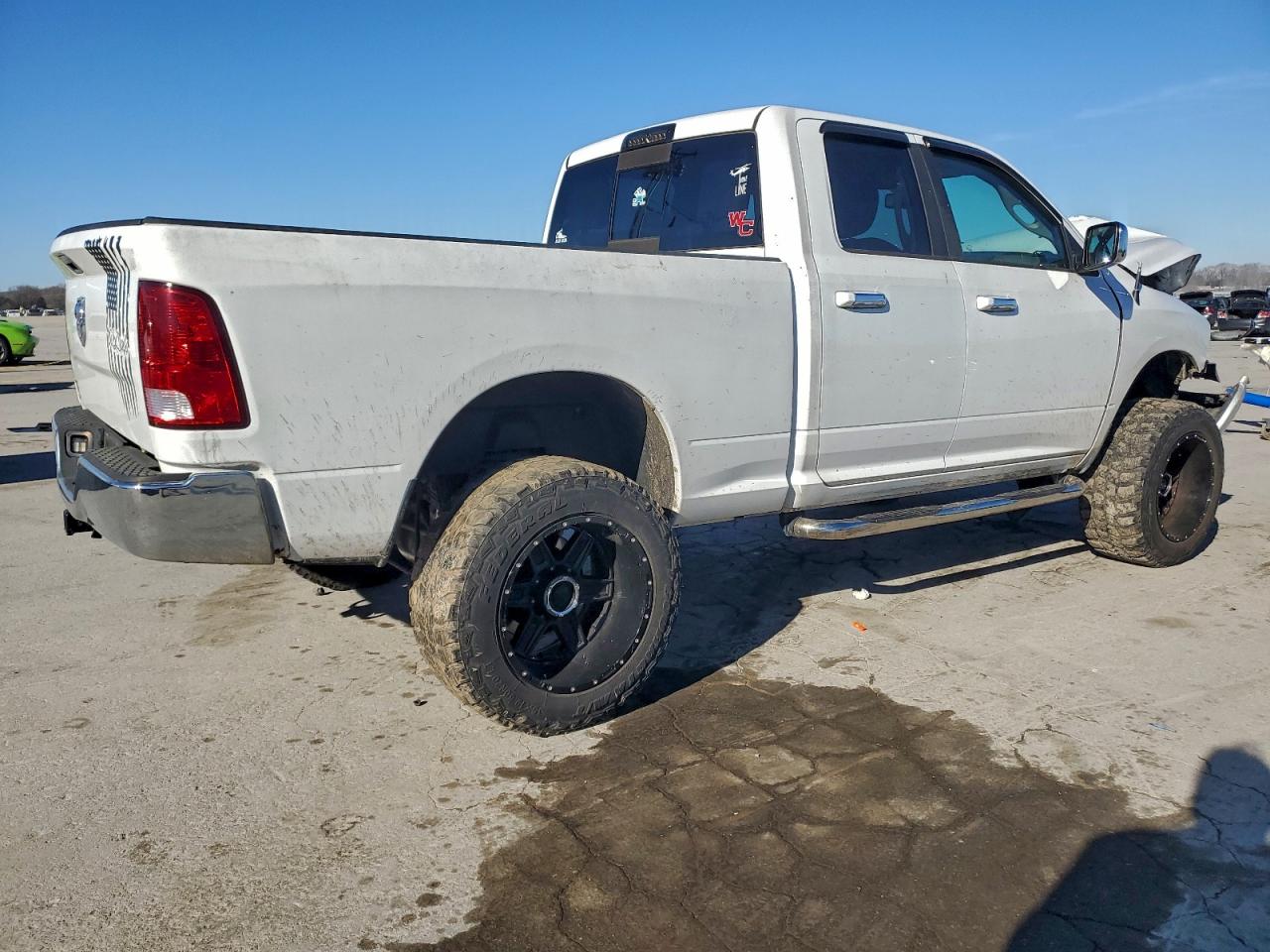 2014 RAM 1500 SLT photo 5