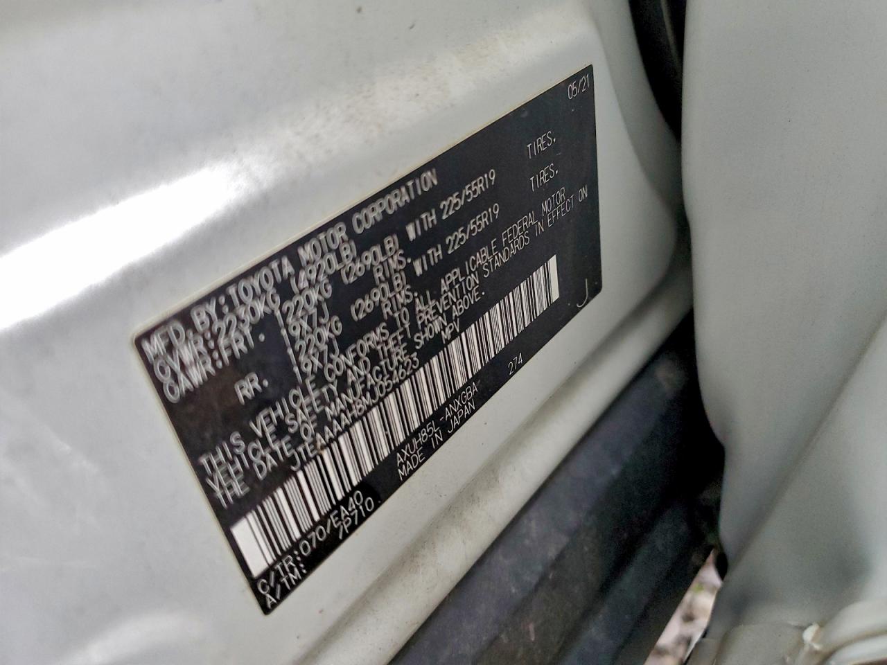2021 TOYOTA VENZA LE photo 13