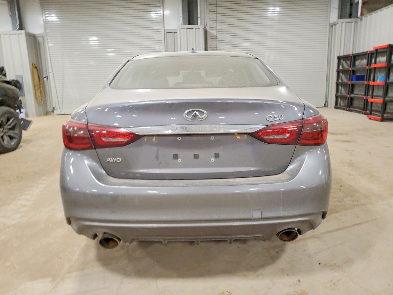 2018 INFINITI Q50 LUXE photo 11