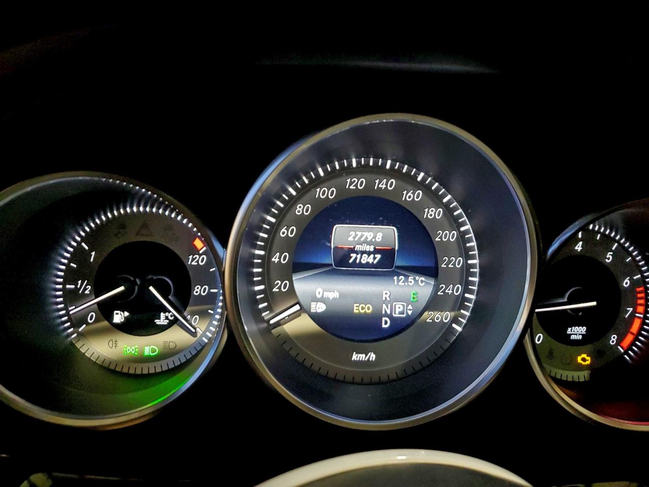 2014 MERCEDES-BENZ CLS 550 4MATIC photo 25