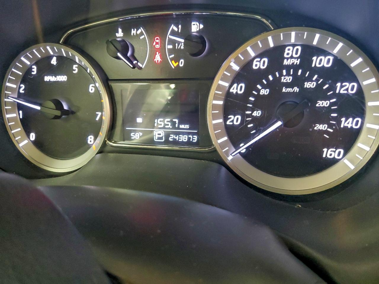 2013 NISSAN SENTRA S photo 25
