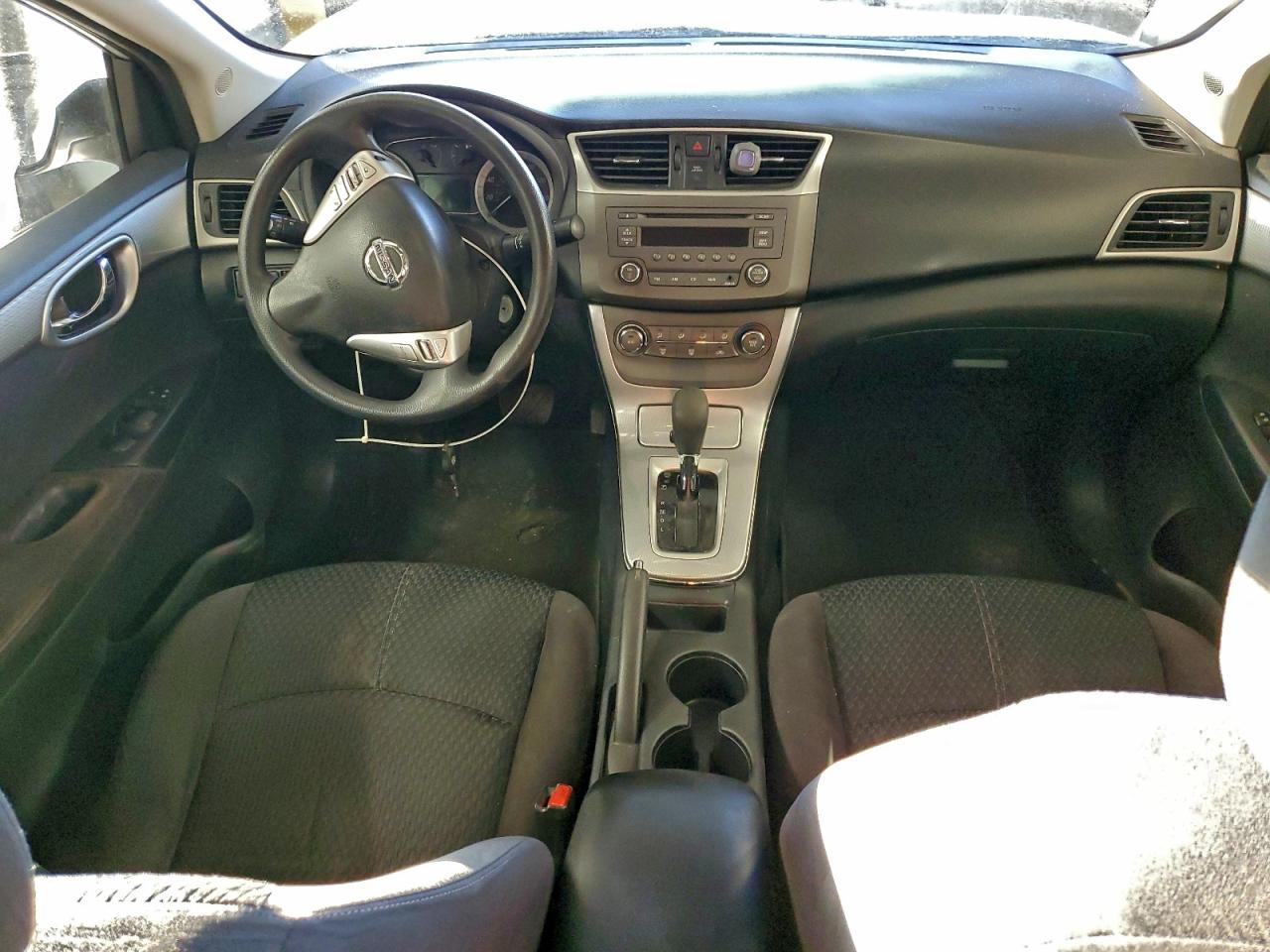 2013 NISSAN SENTRA S photo 22