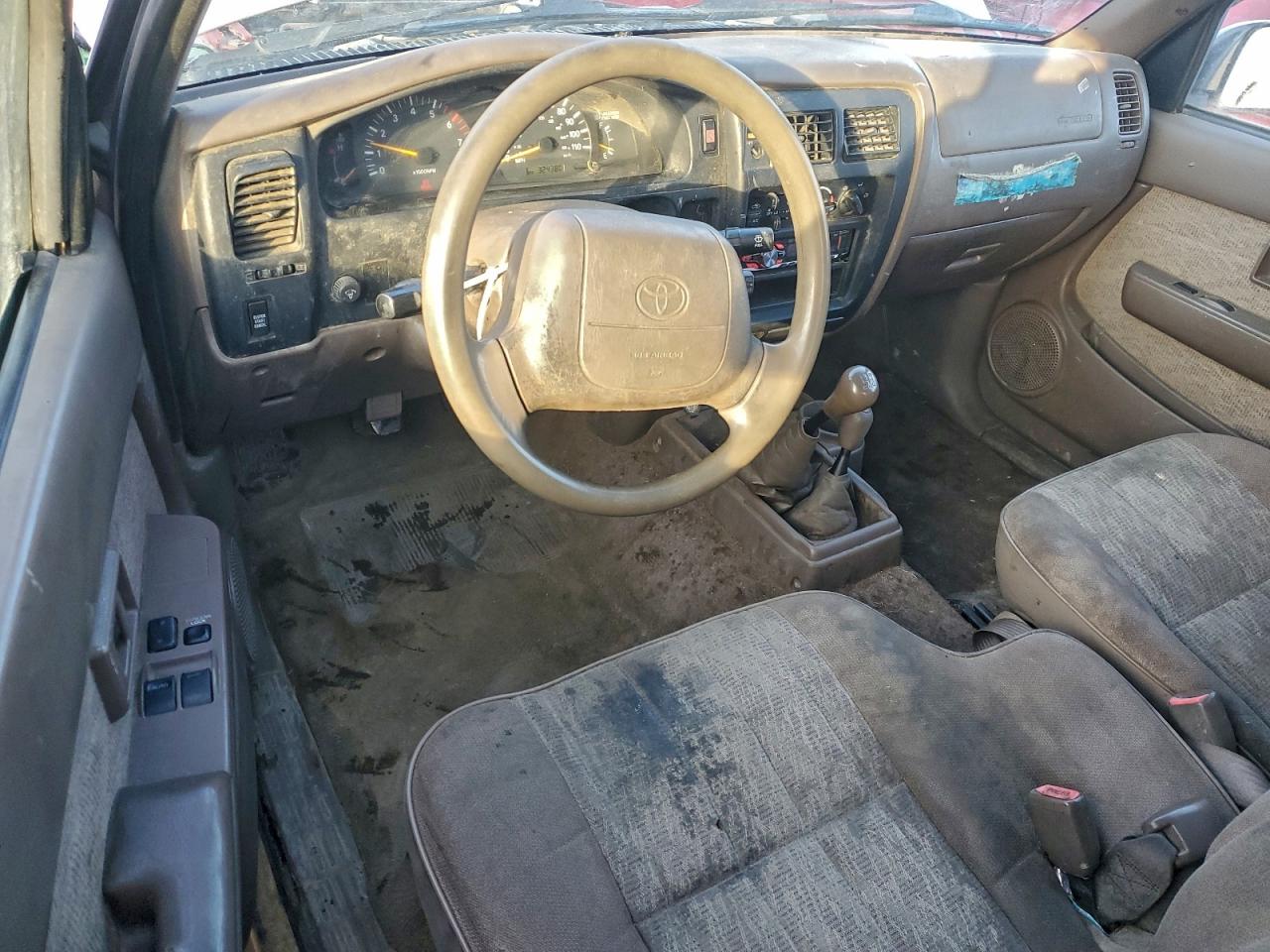 1998 TOYOTA TACOMA XTRACAB photo 15