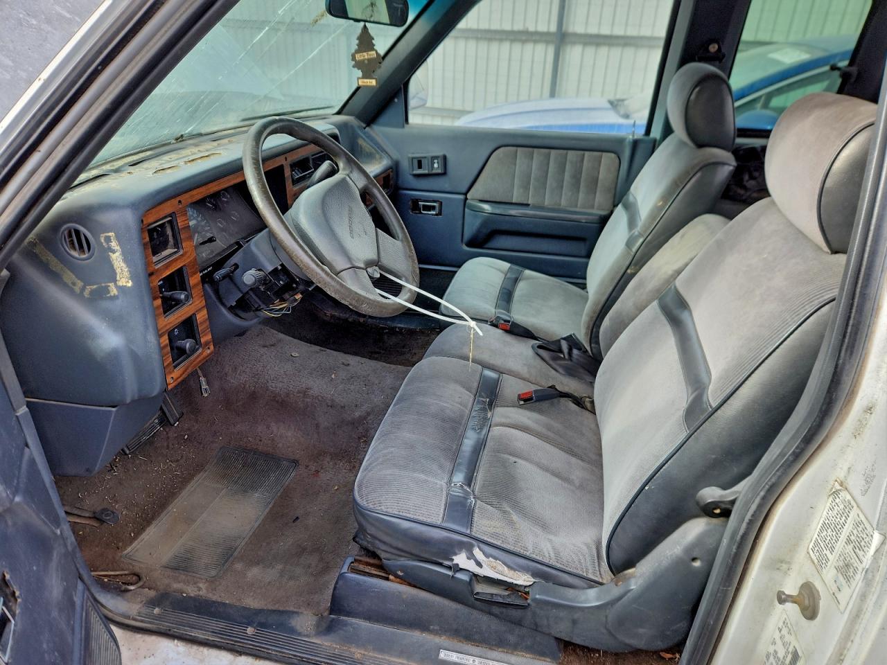 1993 DODGE DAKOTA photo 19