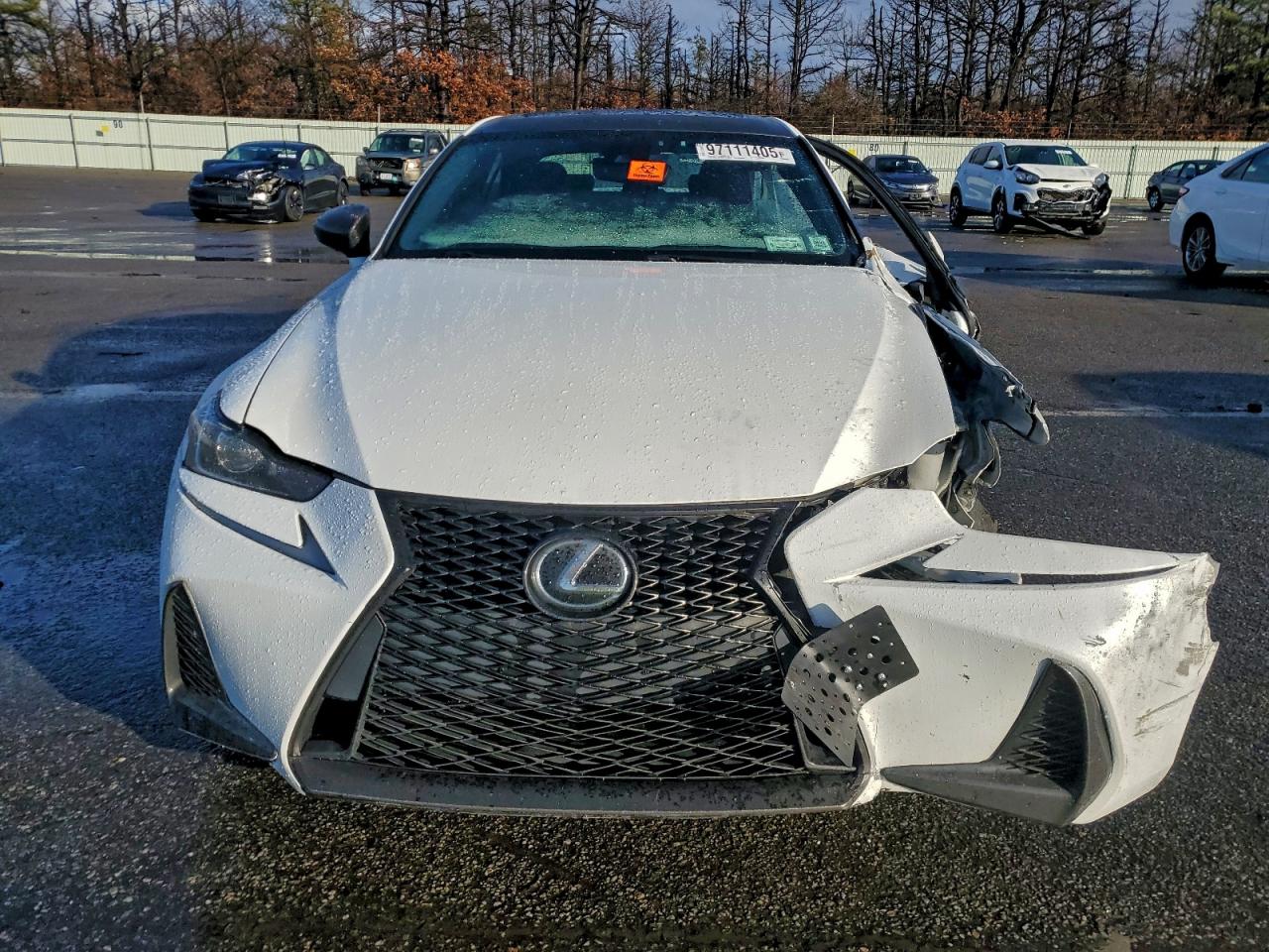 2017 LEXUS IS photo 9