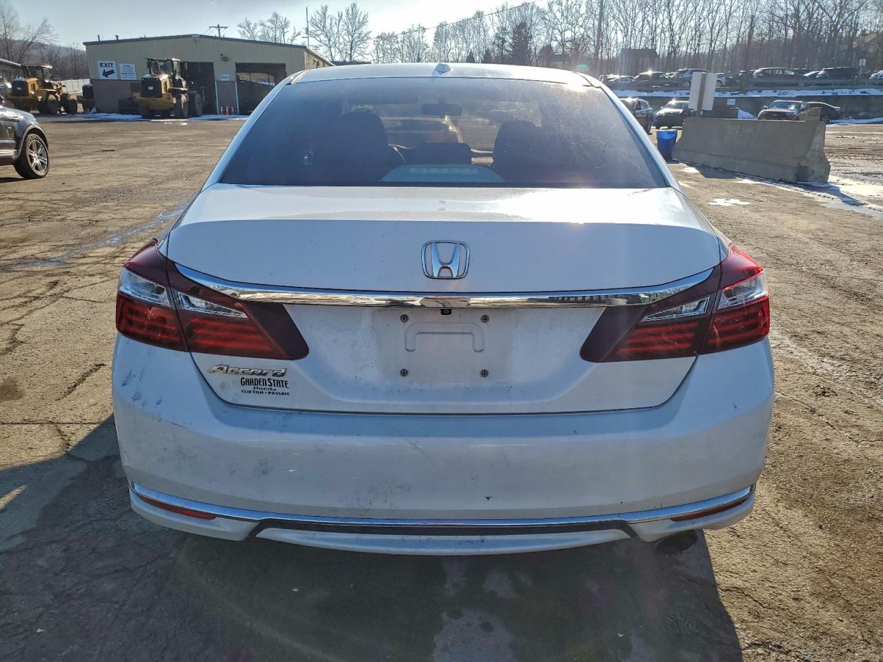 2017 HONDA ACCORD EX photo 11