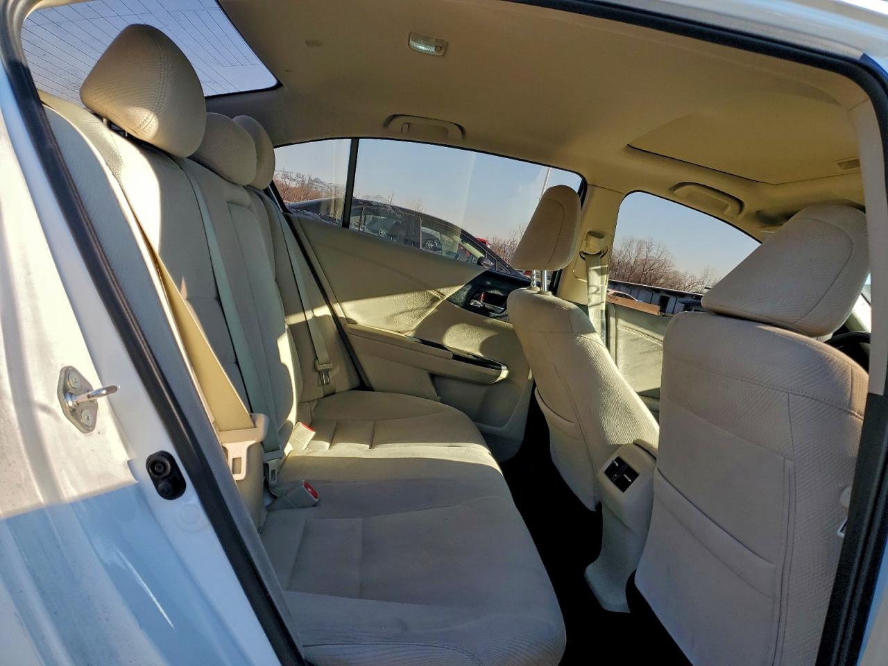 2017 HONDA ACCORD EX photo 19