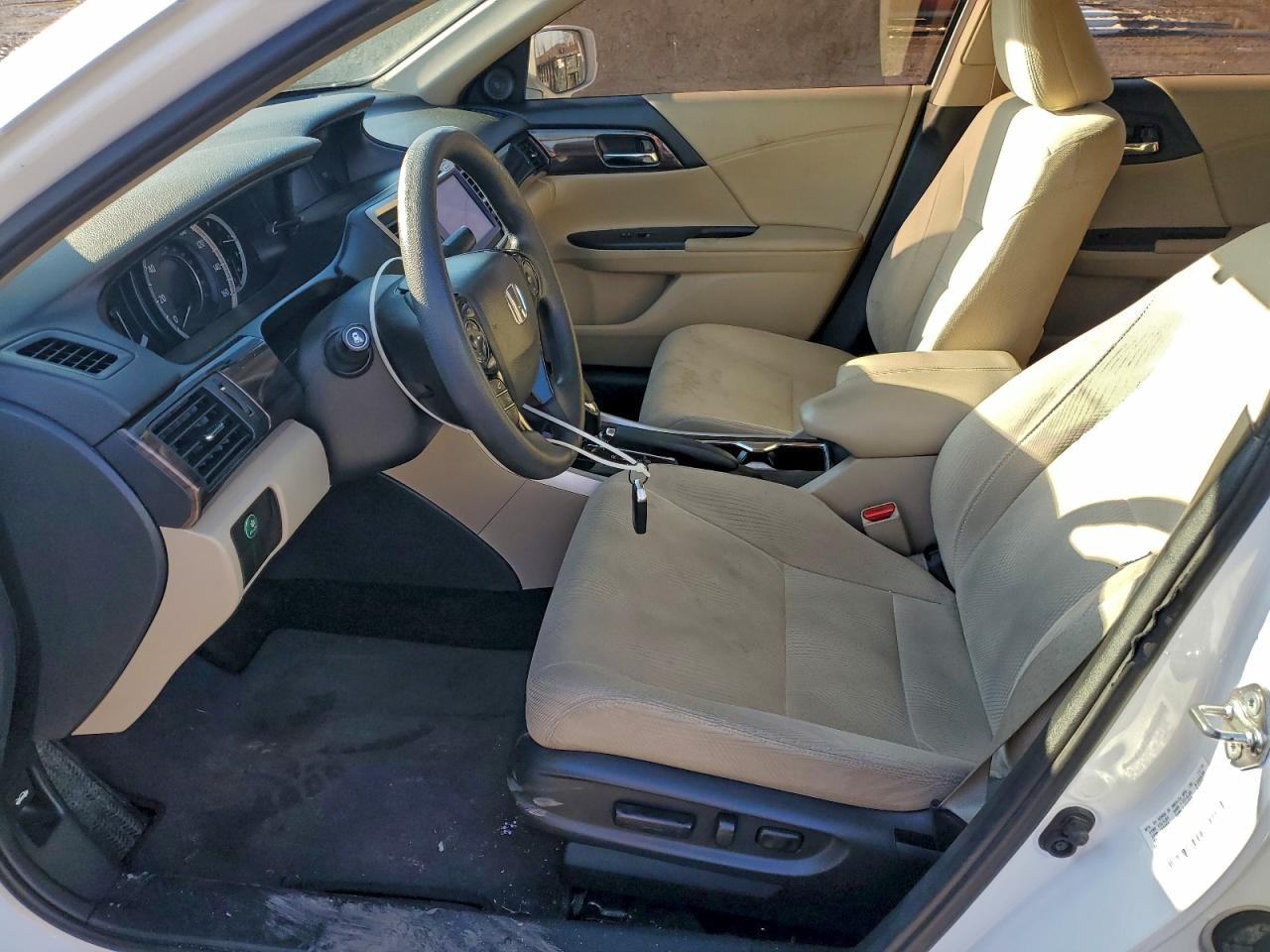2017 HONDA ACCORD EX photo 13