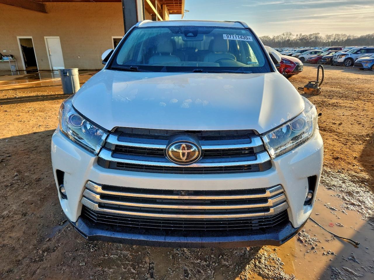 2019 TOYOTA HIGHLANDER LIMITED photo 9