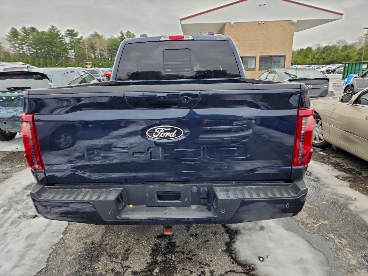 2024 FORD F150 XLT photo 16