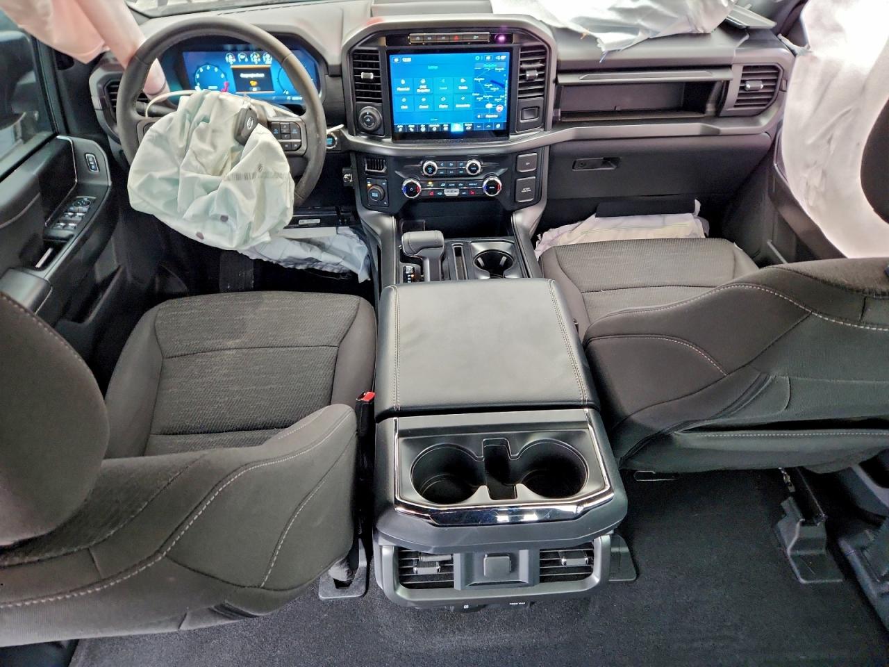 2024 FORD F150 XLT photo 22