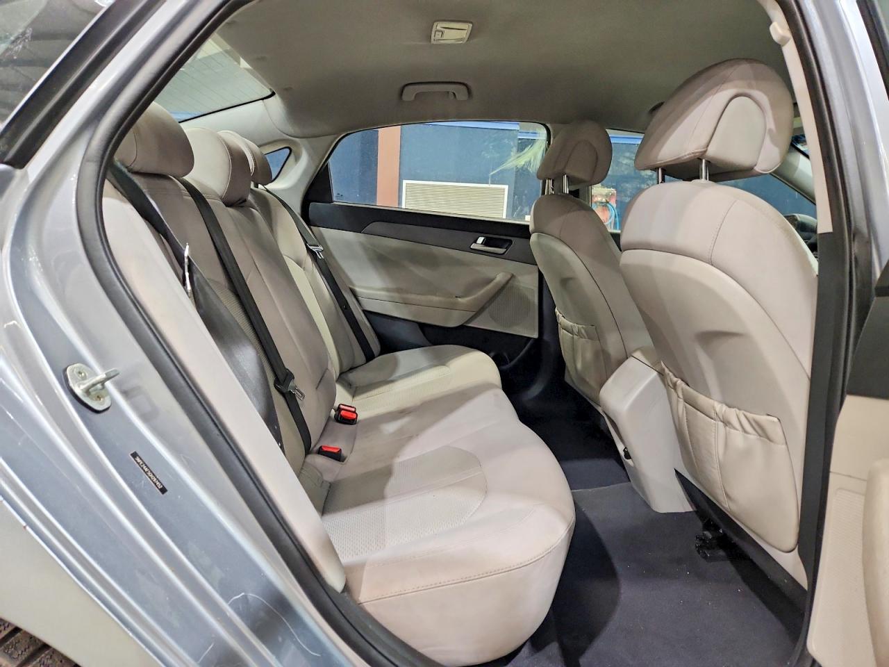 2016 HYUNDAI SONATA SE photo 19