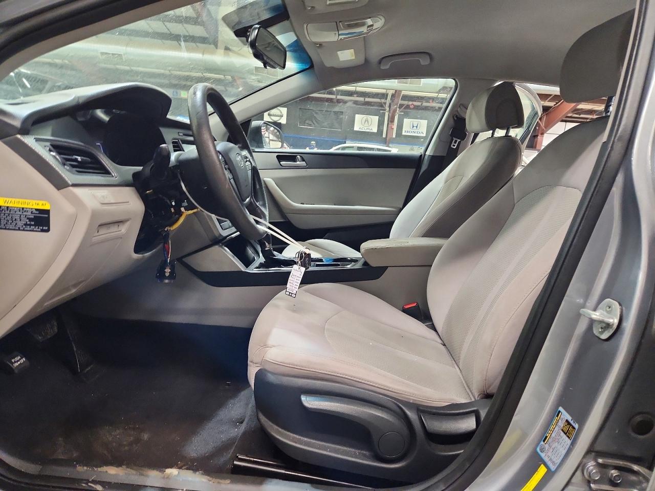 2016 HYUNDAI SONATA SE photo 13