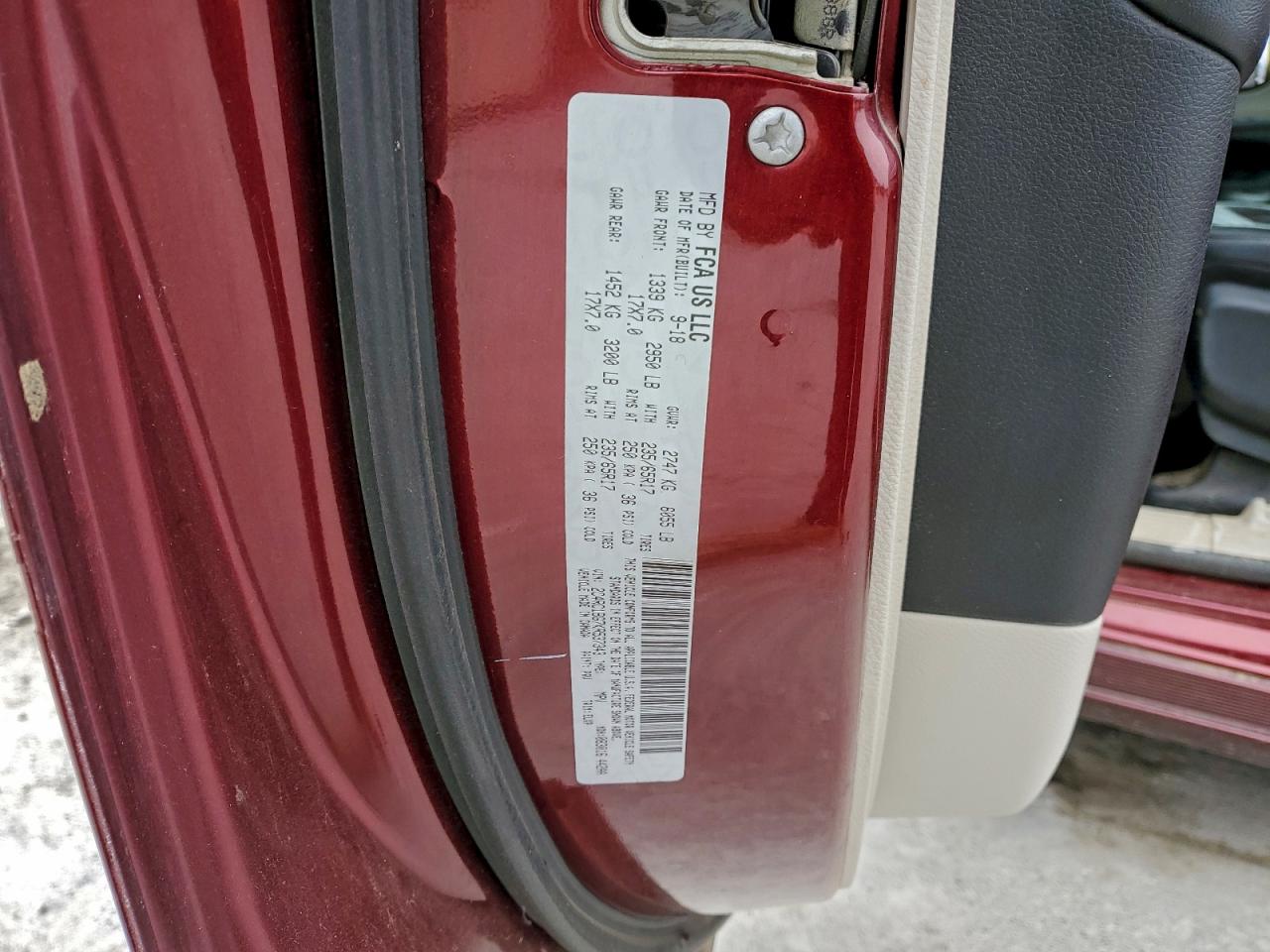 2019 CHRYSLER PACIFICA TOURING L photo 37