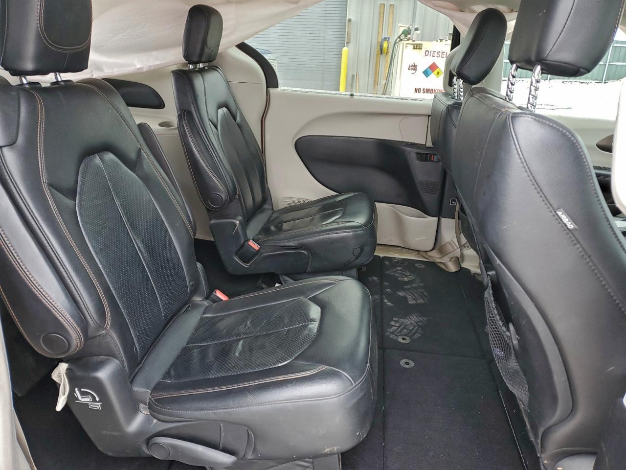 2019 CHRYSLER PACIFICA TOURING L photo 31