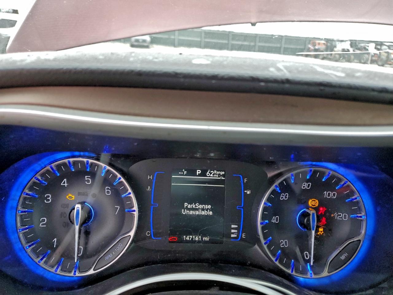 2019 CHRYSLER PACIFICA TOURING L photo 25
