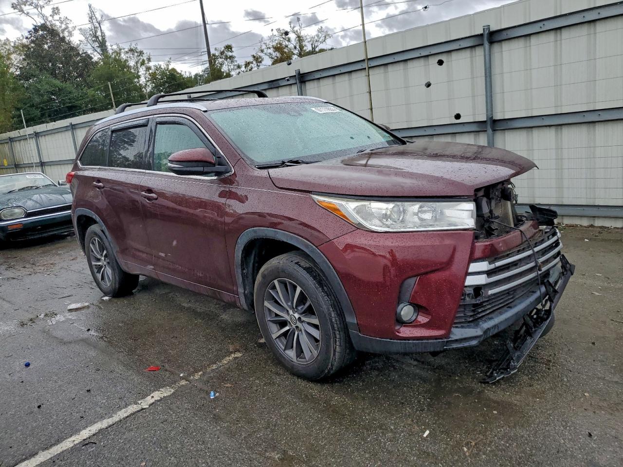 2018 TOYOTA HIGHLANDER SE photo 4