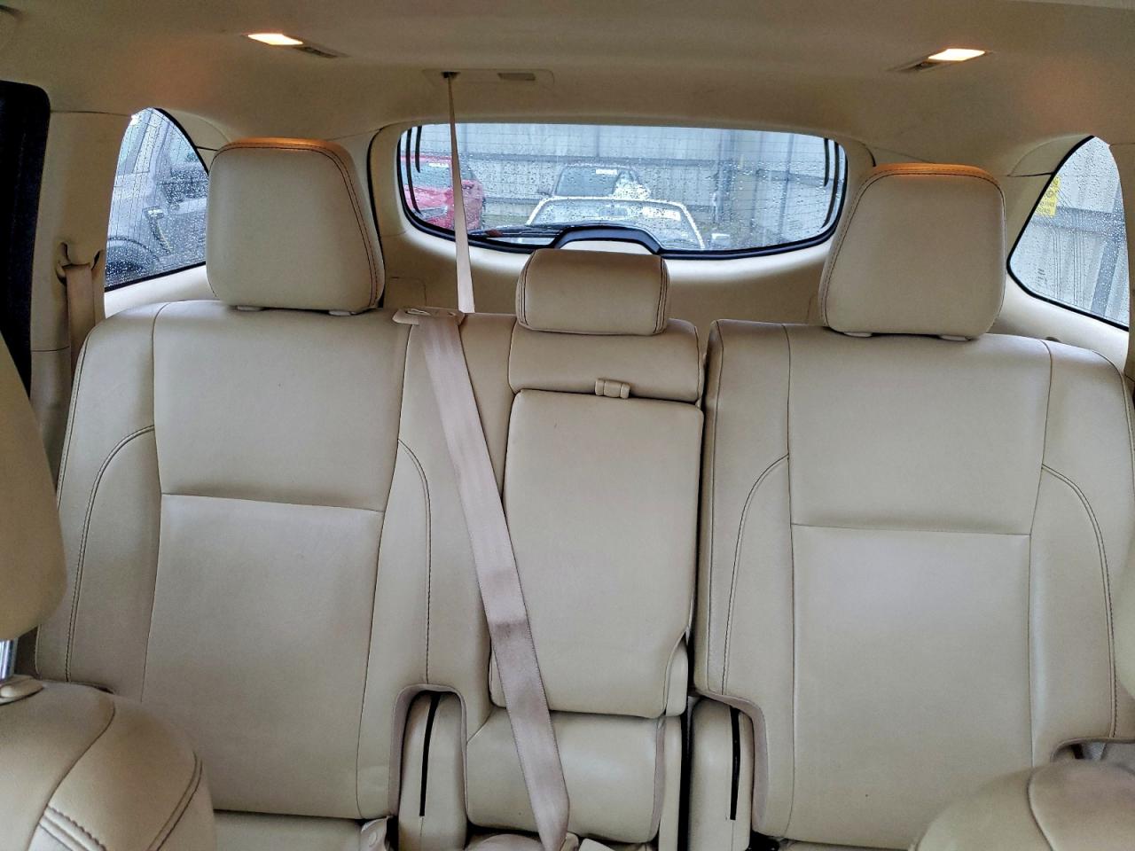 2018 TOYOTA HIGHLANDER SE photo 10