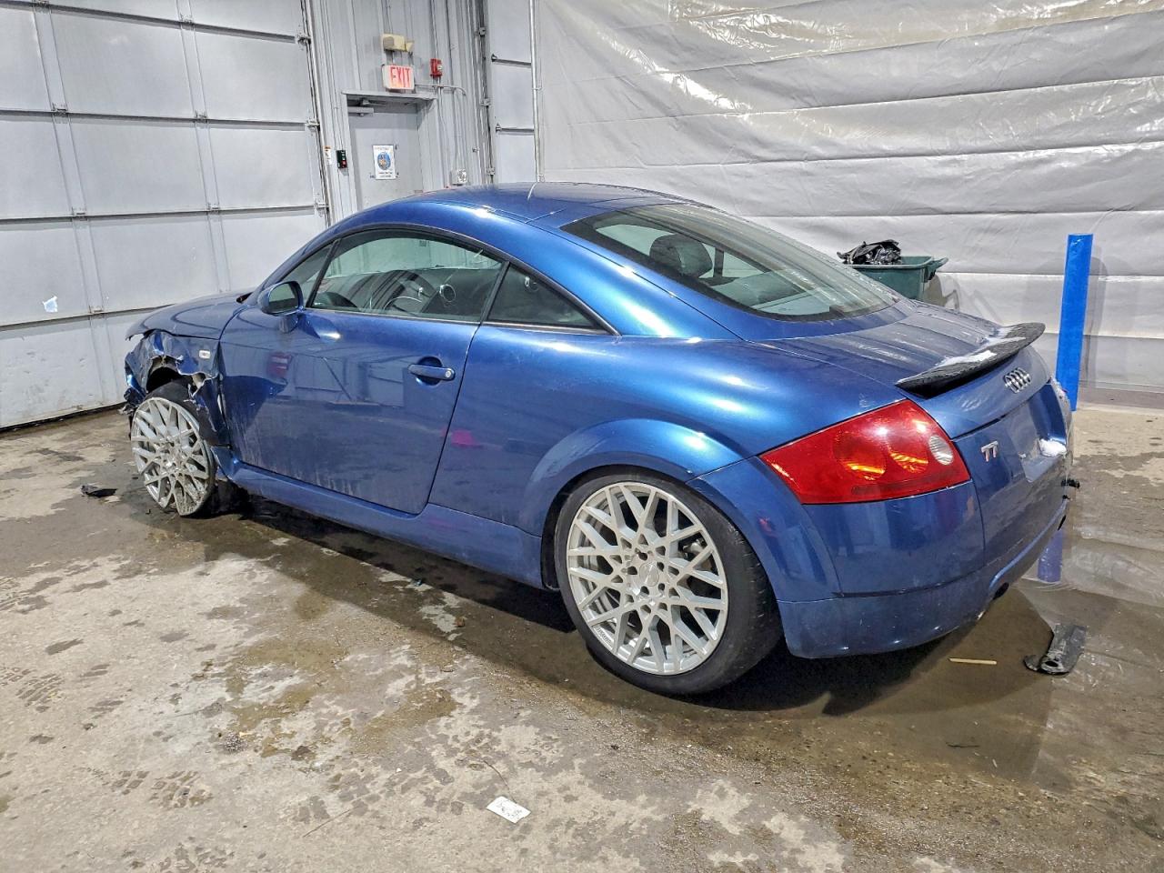 2004 AUDI TT QUATTRO photo 3