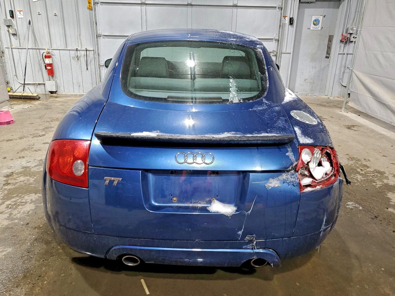 2004 AUDI TT QUATTRO photo 11