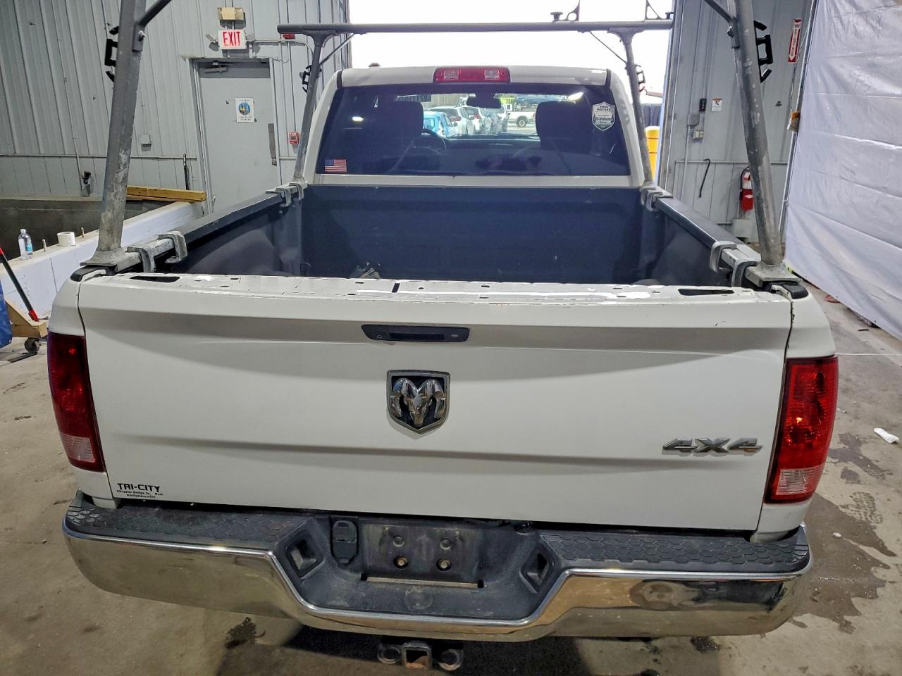 2016 RAM 1500 ST photo 6