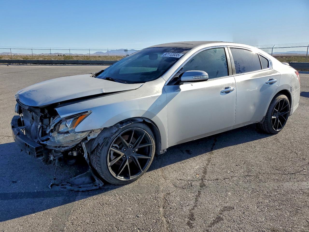 2010 NISSAN MAXIMA