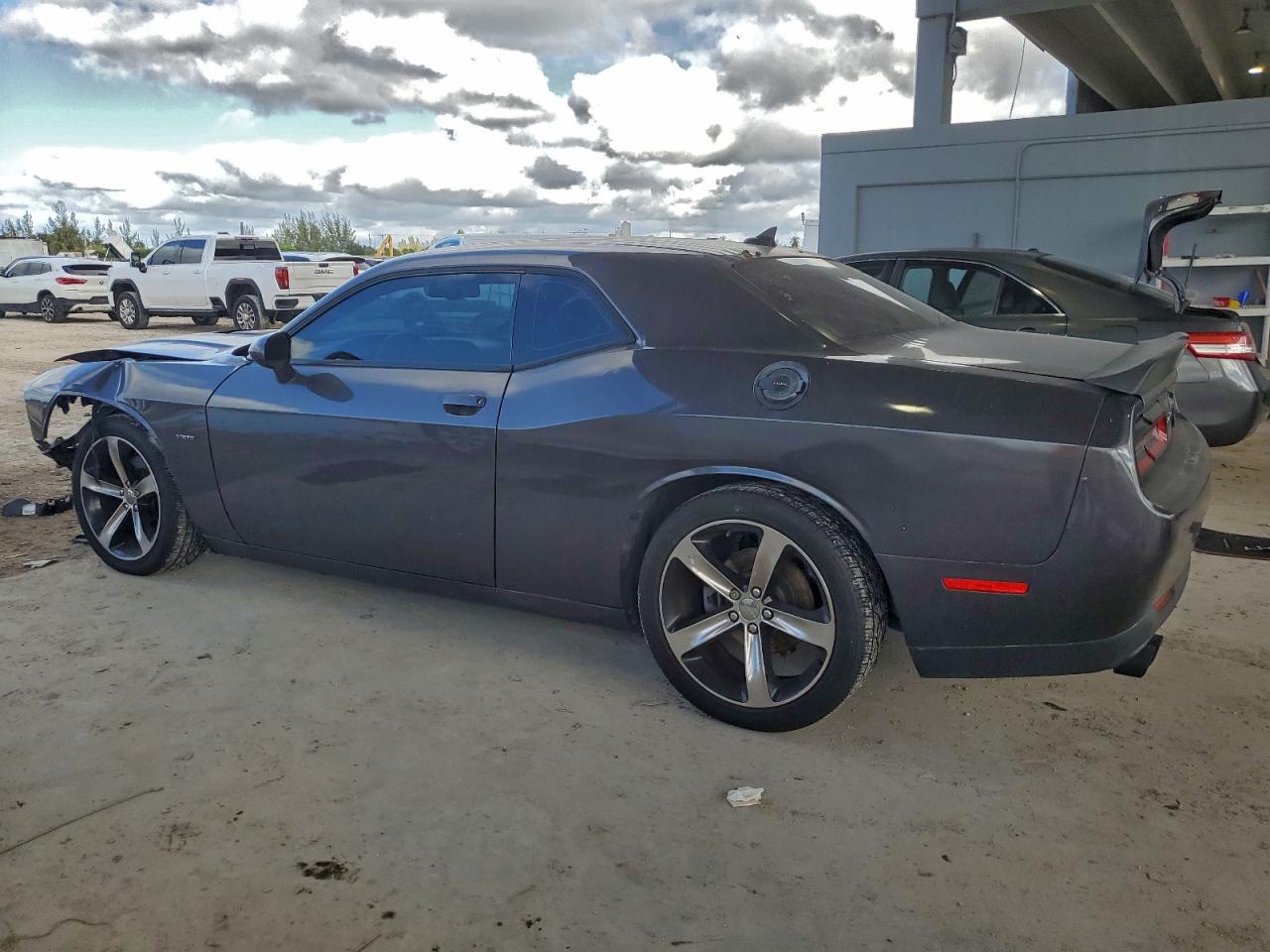 2016 DODGE CHALLENGER R/T photo 4