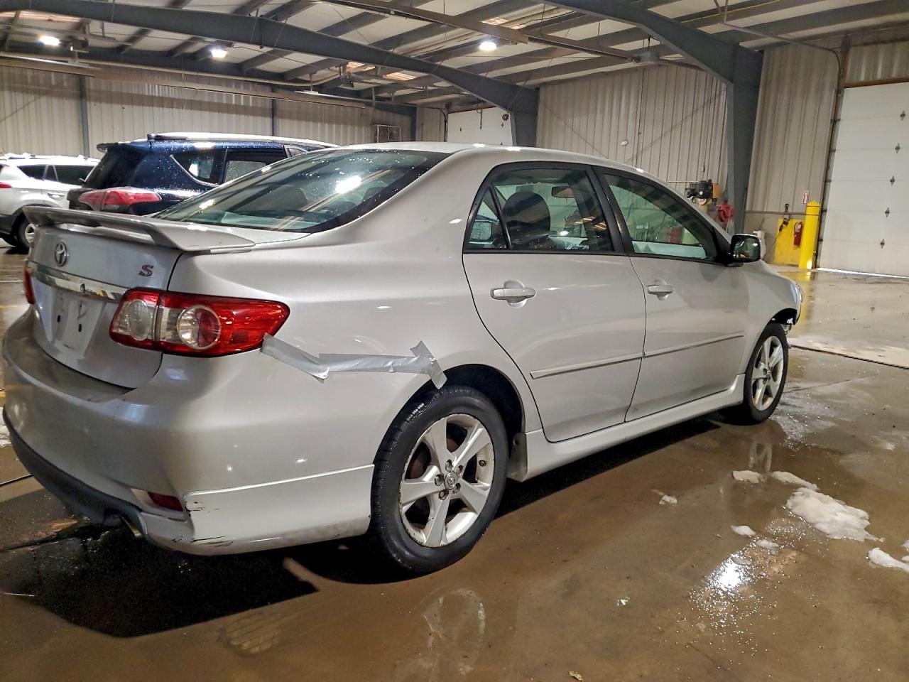 2012 TOYOTA COROLLA BASE photo 5